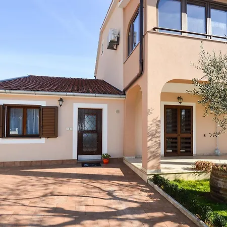 In Veli Vrh Appartamento Pola