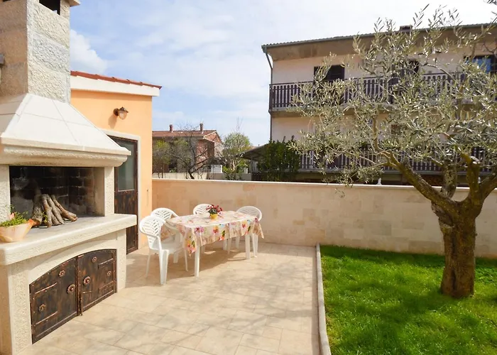Апартаменты In Veli Vrh